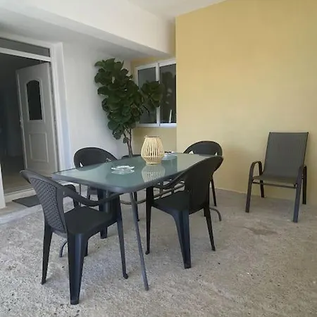 Nikolas Apartment-village. Tatil Evi